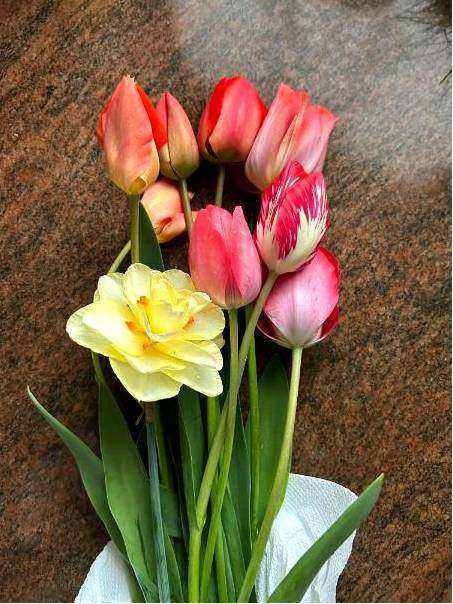 Bright seasonal bouquet