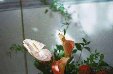 Instructor arranging wedding bouquet